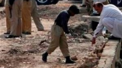 Над седем души загинаха при атентат в Пакистан