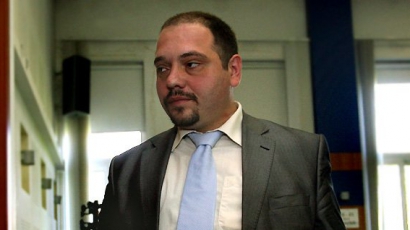 Филип Златанов отива на съд