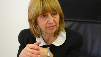 Анелия Клисарова: Насилието в училищата не може да се реши административно