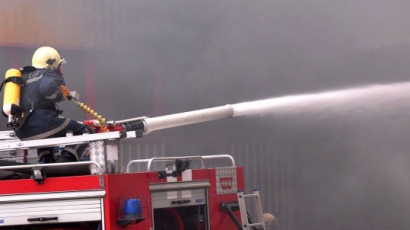 За първи път БГ пожарникарите с 42-метрови стълби