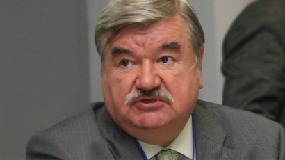 Посланик Исаков: По-гъвкава трябва да е политиката ви за конфликта в Украйна