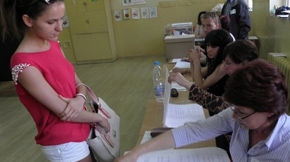 ЦИК: 585 000 българи са гласували с преференция