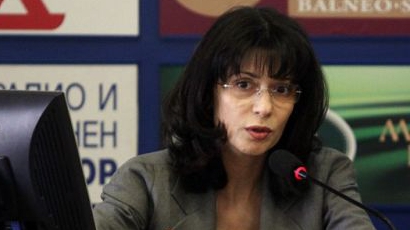 Моника Станишева връща пари на Европейския парламент