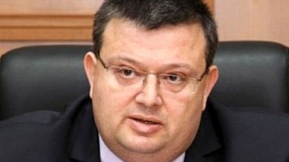 Цацаров: Държавното обвинение си върши работата