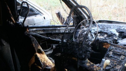 Пет автомобила горяха в "Люлин"