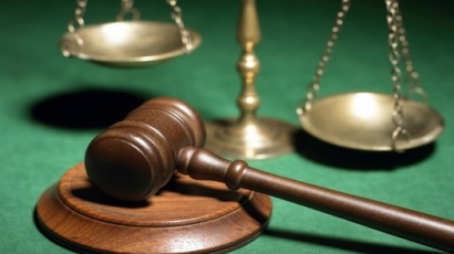 3-ма оправдани в делото за убийството на ямболската адвокатка