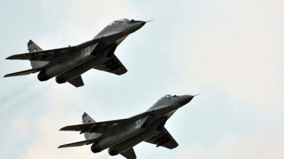 В МО отвориха предложенията за доставка на нов изтребител за ВВС