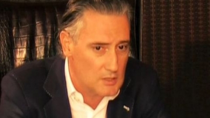 Шофьорка удари колата на Домусчиев пред БФС 