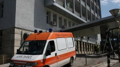 Мъж почина пред "Пирогов", лекарите не му помогнали навреме