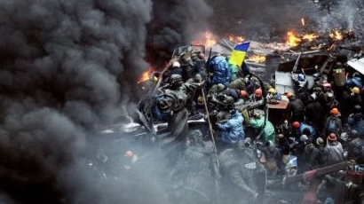 Безредици и мощен взрив в Киев, убити и ранени