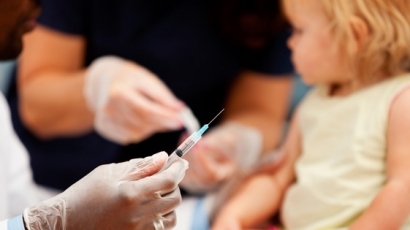 Само във Фрог: ДАНС нахлу в склад на МЗ, намери ваксините с живак
