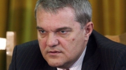 Р. Петков: Не може министър да нарича МВР гробница