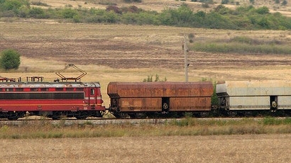 Дерайлира товарен влак, спряно е движението между гарите Бойчиновци и Ракево