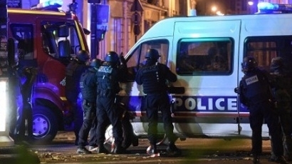 Търси се нов участник в атентатите в Париж