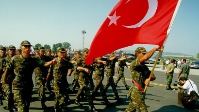 Нова чистка в турската армия, остраниха нови 820 души