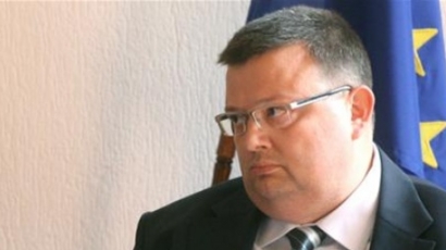 Цацаров иска да се увеличи прокуратурата с 42 щата