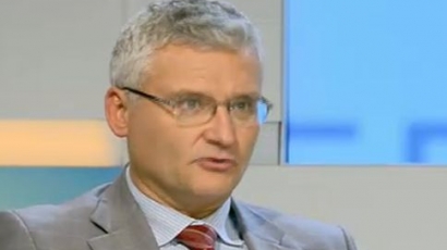 М. Спасов: Колосите Борисов и Пеевски ще направят стабилно правителство