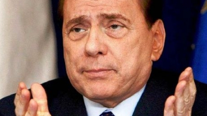 Берлускони отказал компаньонки заради Меркел