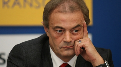 Кирил Йорданов подаде оставка след 13 г.
