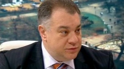 Ненков: Министър Москов търси вариант за прекратяване на злоупотребите в болниците