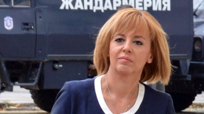 Мая Манолова няма да цепи БСП