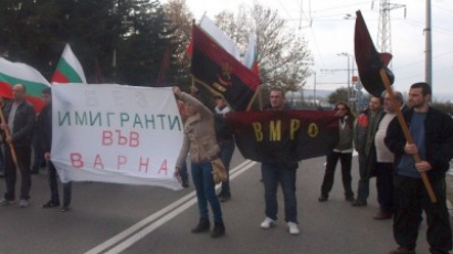 ВМРО блокира Аспаруховия мост заради бежанците
