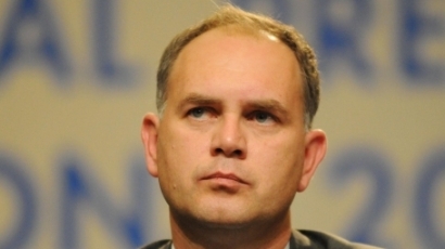 Кадиев: Гнус ме хваща от бюлетината за президент