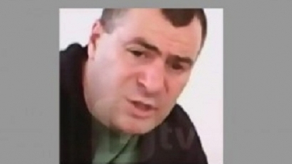 Издирваният за убийството на "Струма" Емил Чачев-Ембака духнал зад граница?