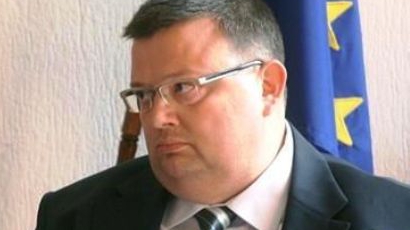 Цацаров иска нов ред за гласуване на главен прокурор