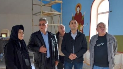 Кандидатът за кмет на район „Витоша“ инж. Валери Йорданов лично провери как се ремонтира храм, пострадал от Пернишкото земетресение