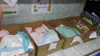 Сложиха новородени в кашони във Венецуела