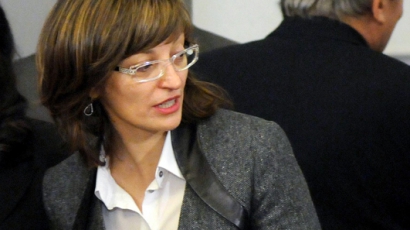 Екатерина Захариева: Ще завършим магистрала Тракия навреме
