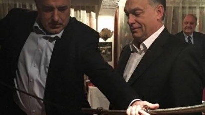 Борисов си показа новата сабя