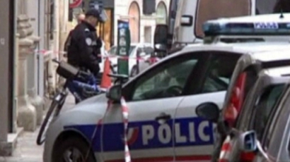 Нападателят от Париж е арестуван