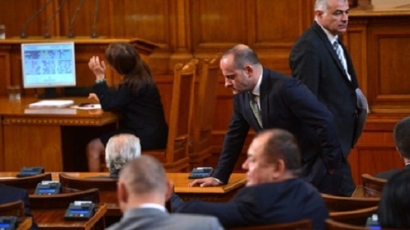 Парламентът отхвърли помирението с Русия