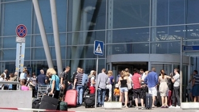 Протест на служители на летище ”София”  срещу концесия на столичната аерогара