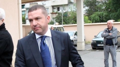 Адвокат Менков: Не сме молили съда за Цв. Цветанов