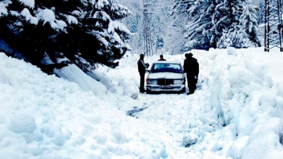 Лавина затрупа сноубордисти в Пирин, мъртви са