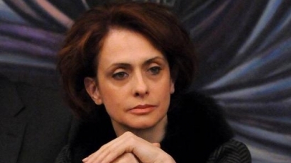 Надежда Нейнски: Решението за референдума не е в полза на България