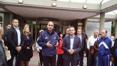 Цветанов в Севлиево: Подкрепете д-р Иван Иванов, който успя да извади от тежка ситуация общината, заварена с над 2 млн. лв. задължения