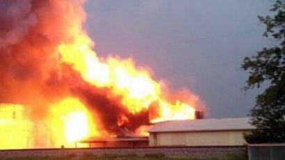 Мъж със спукана язва запали къщата си от болка