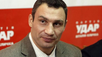 Кличко захвърля ръкавиците, устремен към парламента
