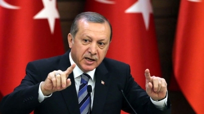Ердоган обвини Холандия за клането в Сребреница
