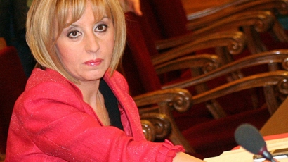 Манолова: Цачева ще ме наказва за обида на Борисов