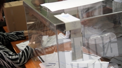 Германия разкрива по-малко изборни секции за българите