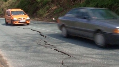 Затворен е пътят между Стара Загора и Чирпан заради катастрофа