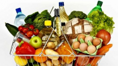 Срамота! Ядем 72% вносни месо, зеленчуци и плодове