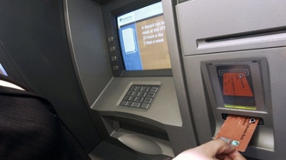 Фрог научи: 30 бона плащат бандити за откраднат банкомат