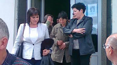 С. Габра се жалват на Нинова: Не ни лекуват, ако сме от БСП