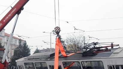 Два трамвая се удариха в столицата, 14 пътници са ранени